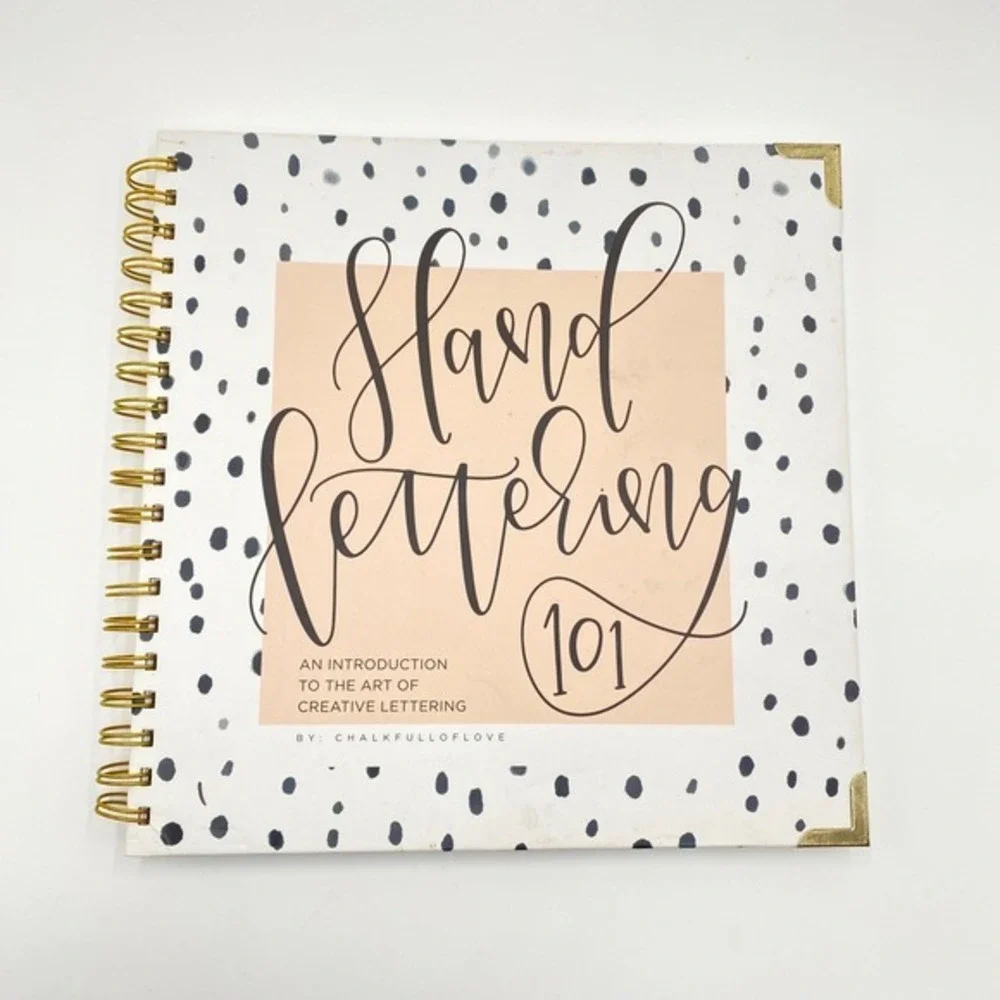 Hand Lettering 101 An Introduction to the Art of Creative‎ Lettering Workbook